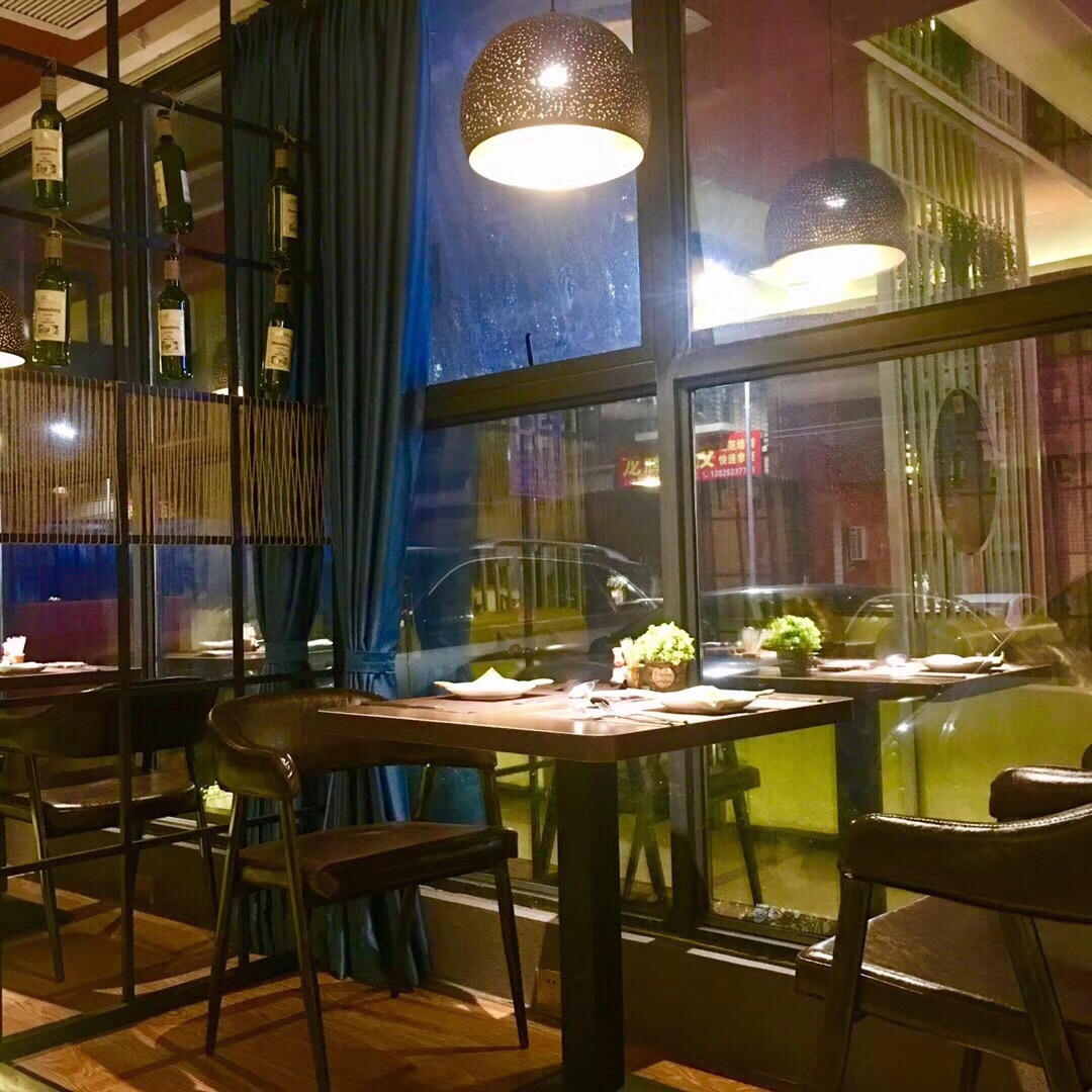 觅食·西厨(嘉富店)餐厅图片