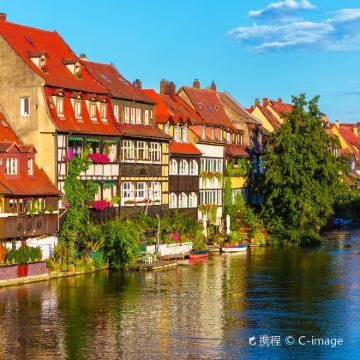 德国柏林+德累斯顿+罗滕堡+楚格峰+慕尼黑10日8晚私家团