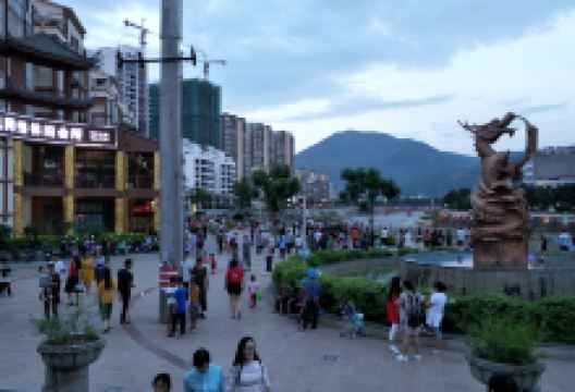 人和广场景点图片