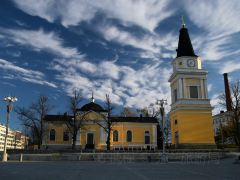 坦佩雷小城一日游
