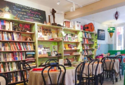 南岛书虫美食图片