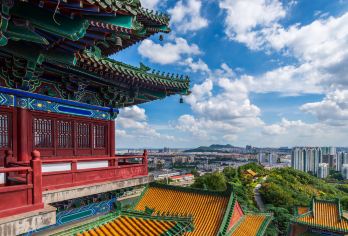 南京阅江楼半日游【精品游】【1.5H】【私家团】【含门票】【阅江楼作为中国十大历史文化名楼之一，具有鲜明的古典皇家气派，登阅江楼，一览长江风光美。】