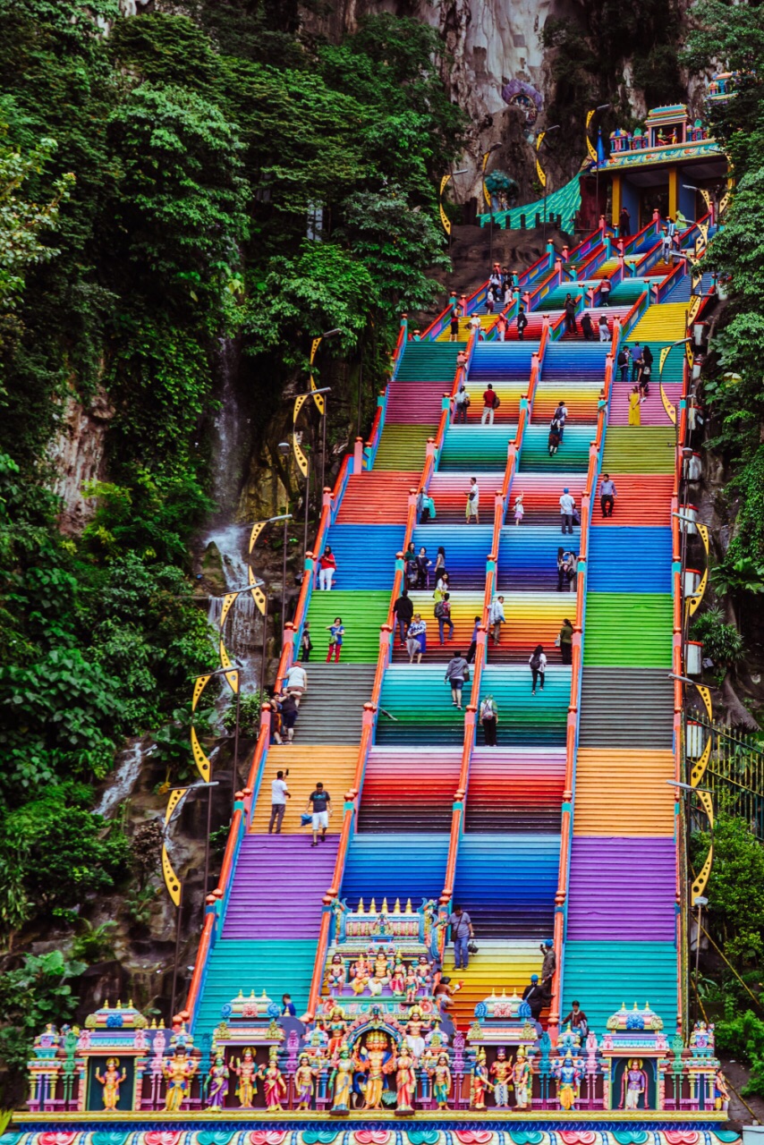 彩虹阶梯！马来西亚ins风拍照圣地就在吉隆坡郊区