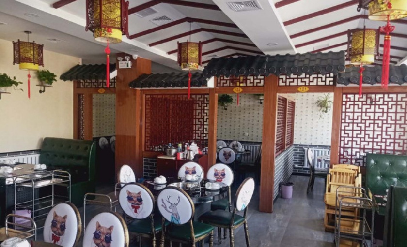 重庆巴渝人家老火锅(费县店)