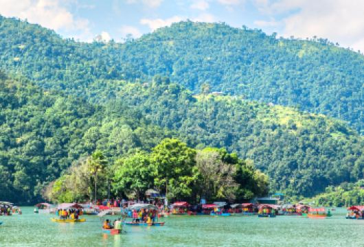 国际山岳博物馆+巴拉喜庙+萨朗科+色悌河峡谷+马亨德拉洞一日【博卡拉，不仅拥有迷人的自然风光，也拥有丰富的文化底蕴。】