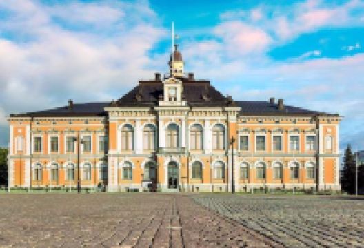 库奥皮奥市政厅景点图片