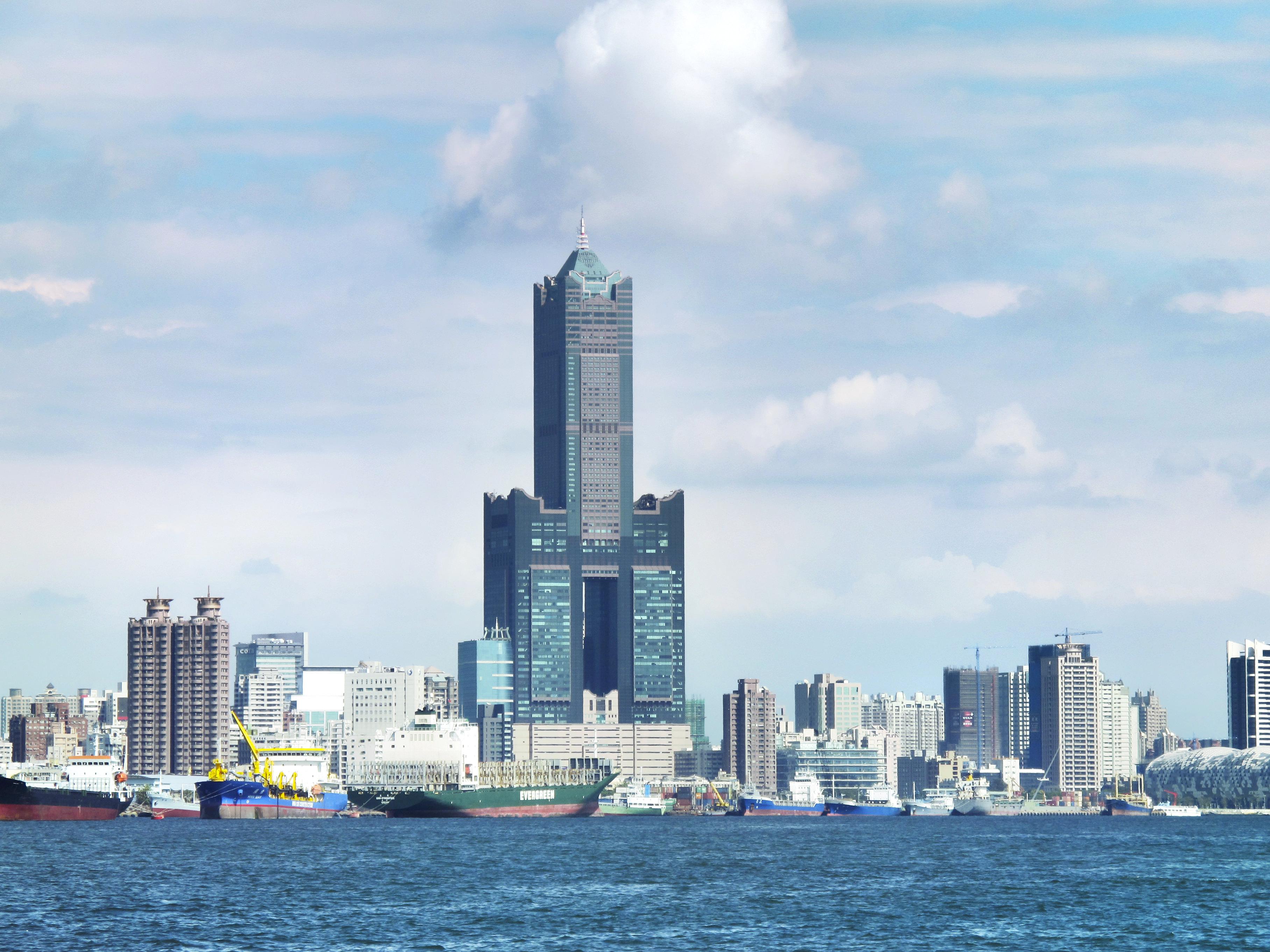 又称东帝士85国际广场,东帝士建台大楼,tc tower,位于高雄市苓雅区