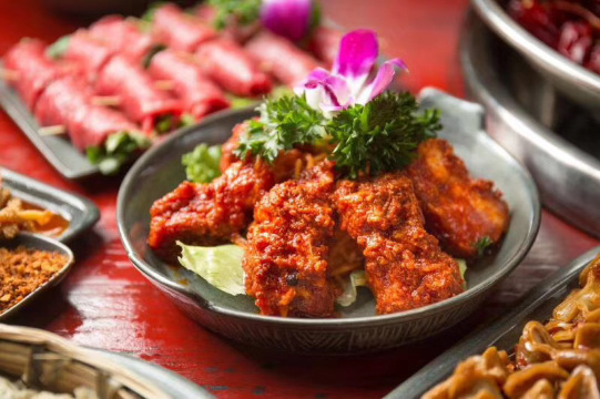 谭鸭血老火锅(明光店)