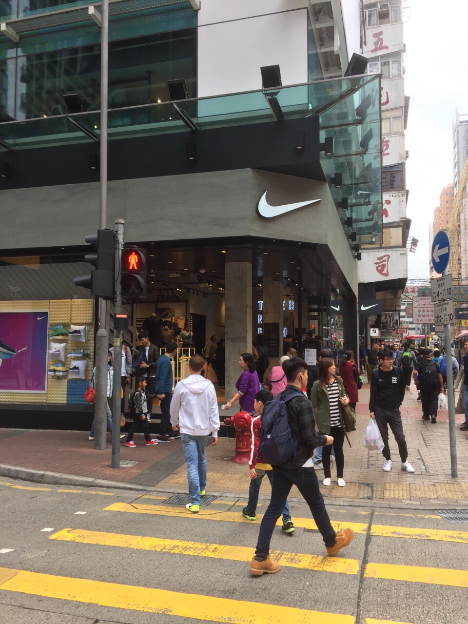 香港Nike(花园街店)购物攻略,Nike(花园街店)物中心/地址/电话/营业时间【携程攻略】