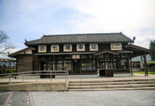 七堵夜市购物图片