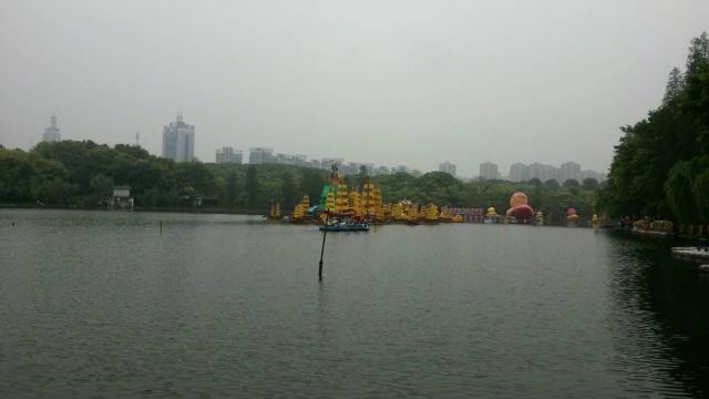東湖