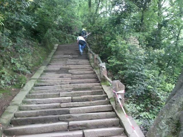 몽정산