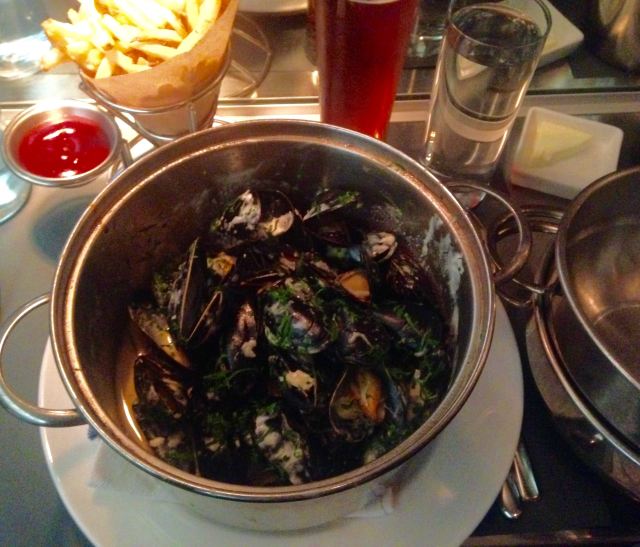 Flex Mussels (82nd Street)