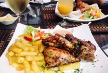Cayenne Restaurant and Lounge购物图片