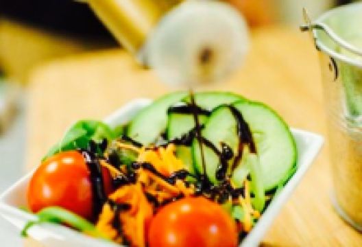 Cafe By The Lake美食图片