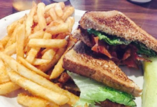 Charlie's Restaurant美食图片