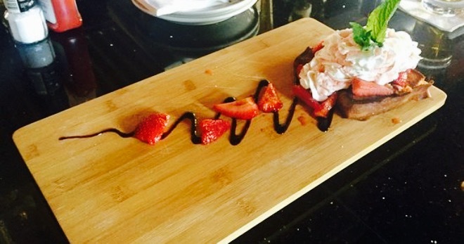 Tomato Bar & Bistro