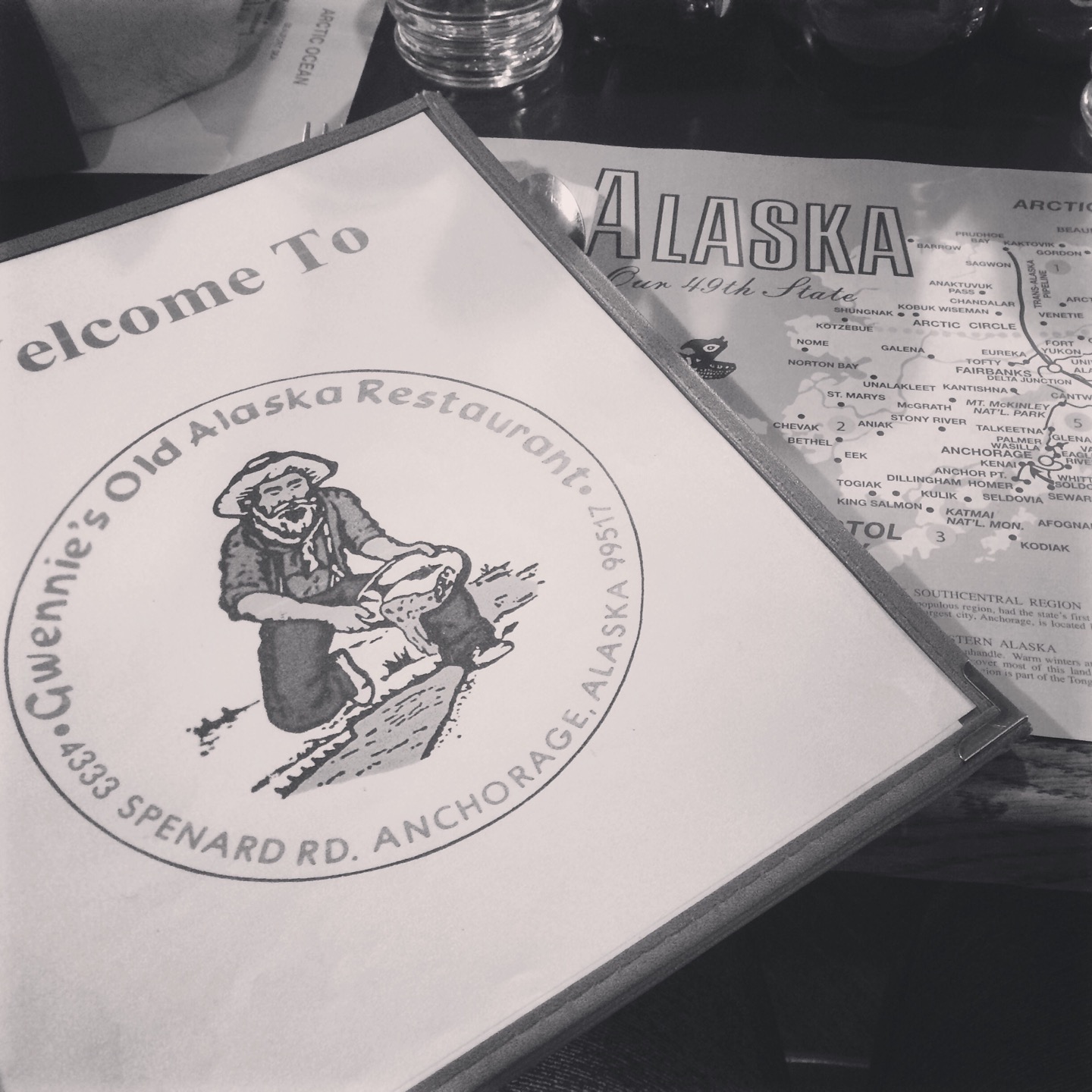Gwennies Old Alaska Restaurant餐厅图片