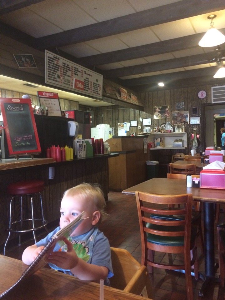 Tara's Cafe & Malt Shop