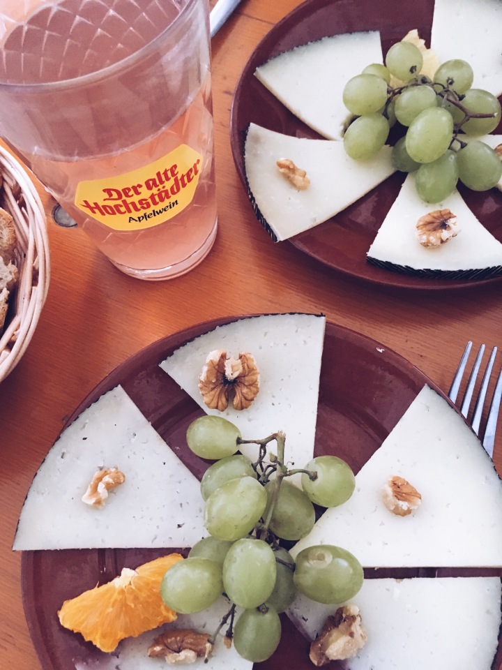 Luna y Sol Tapasbar餐厅图片