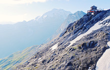 Alpengasthof Tibet Hutte餐厅图片