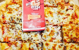 Big Zee’s 2 For 1 Pizza