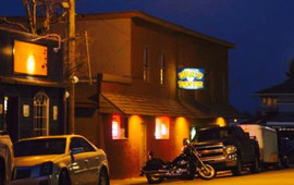 Mikes Beach Bar