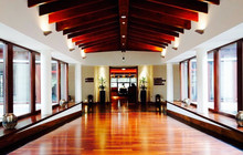 Ozone Restaurant餐厅图片