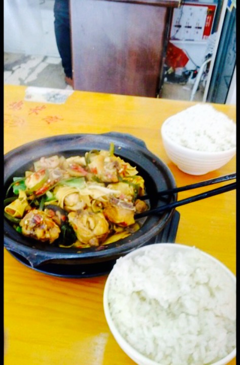 黄焖鸡米饭(恒大影城店)餐厅图片