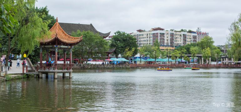 Beihu Park travel guidebook must visit attractions in Nanchong Beihu