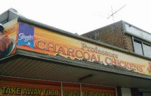 Professors Charcoal Chickens餐厅图片