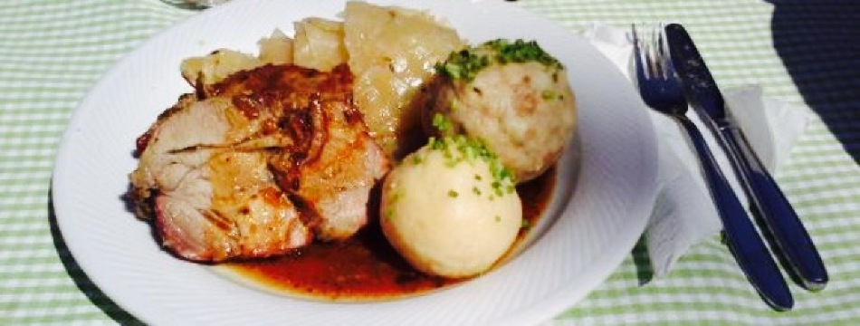 Pelmbergstuberl餐厅图片