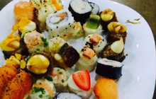 Takai Sushi Bar e Metromania餐厅图片