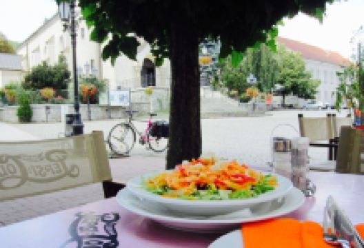Bacchus Restaurant美食图片