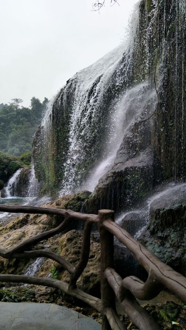 Detian Transnational Waterfall Scenic Area