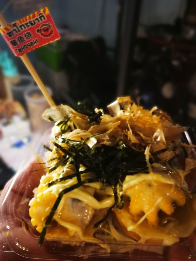 Saturday Night Market Walking Street