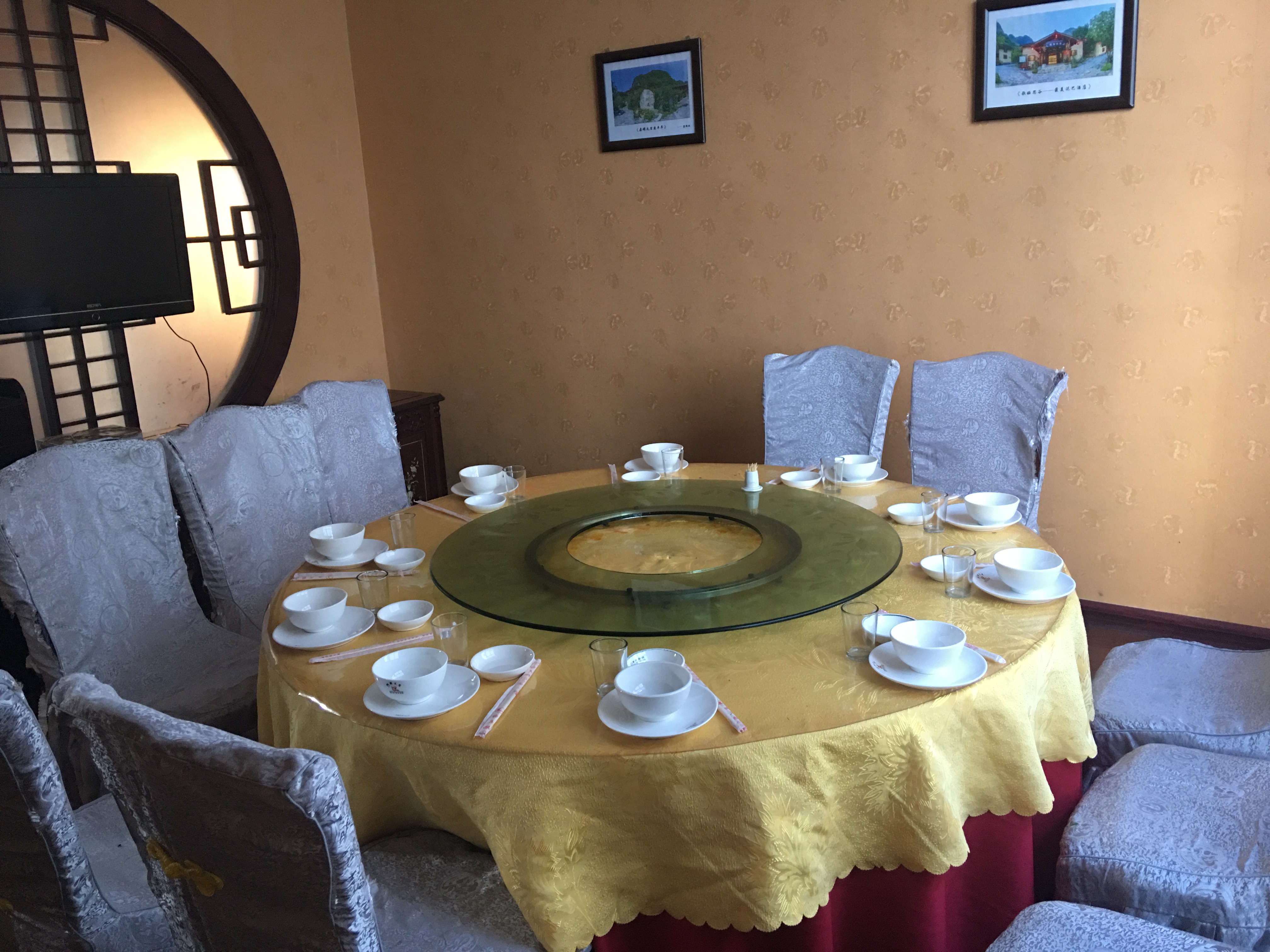 阿谋美食连锁企业总店(民行中路店)餐厅图片