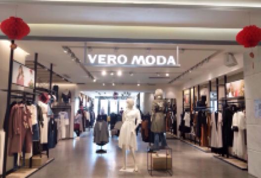 城发购物广场购物图片