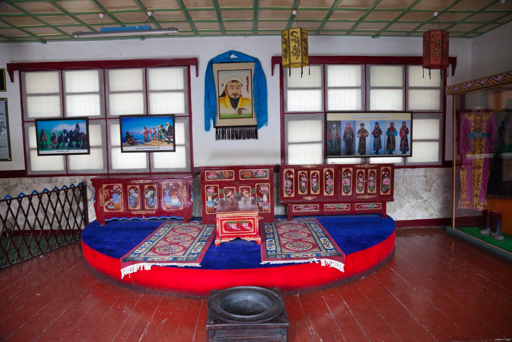 Gallery 2