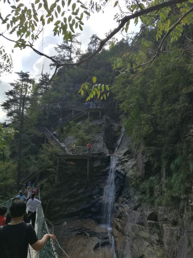 龍門飛渡索橋