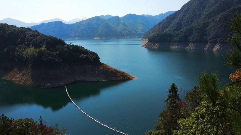 衢州湖南镇水库乌溪江大坝