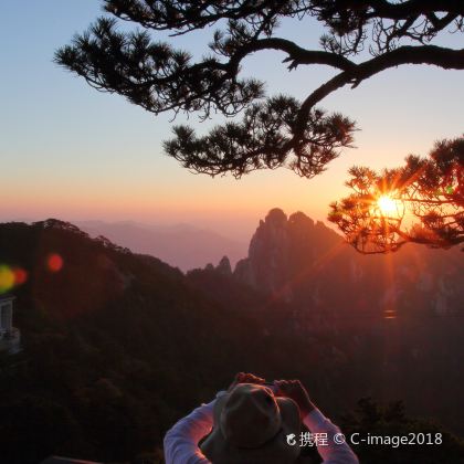 黄山市+千岛湖景区+宏村景区+西递5日4晚跟团游