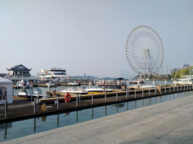 Jinji Lake