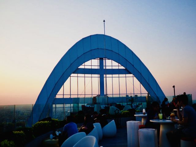 CRU Champagne Bar