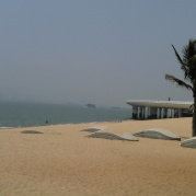 旅程中的坏小妖