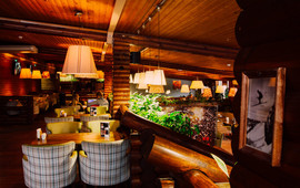 Chalet River Club