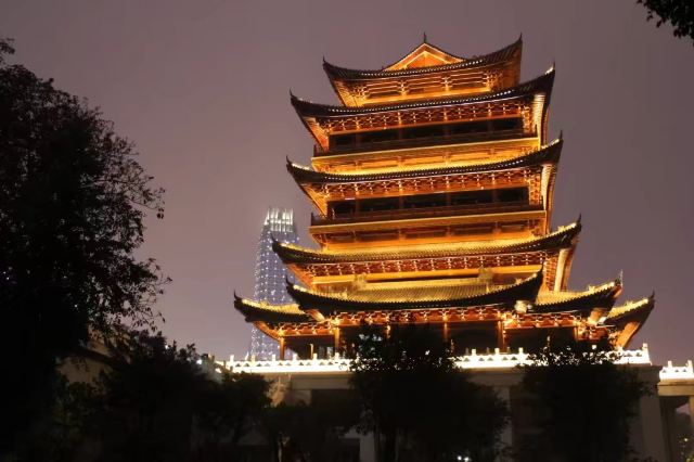 民生广场旅行图片 1