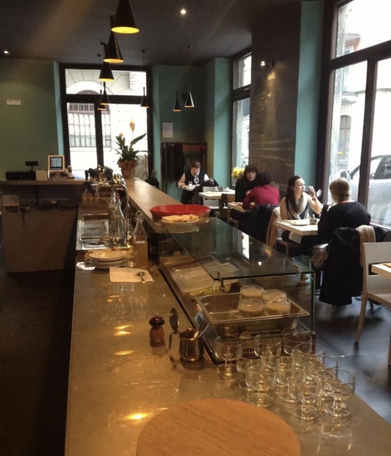 Oven Restaurant餐厅图片