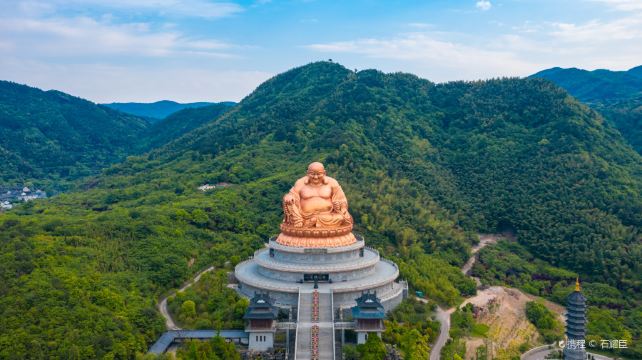 人间弥勒(雪窦寺)