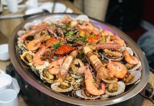 瑜悦家海鲜烧烤城